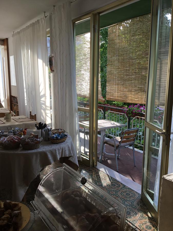 Hotel Mirella Rimini Dış mekan fotoğraf
