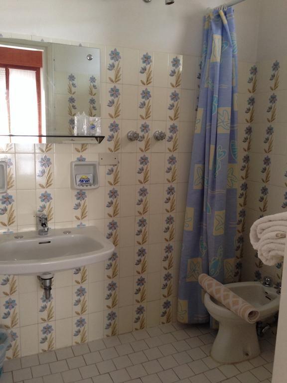 Hotel Mirella Rimini Dış mekan fotoğraf